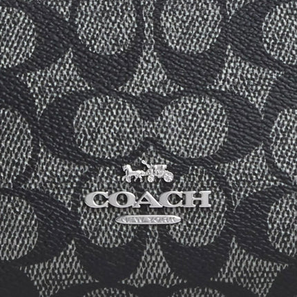 Coach Zip-Top in Signature Canvas – Functional & Chic Everyday Crossbody Bag for Women CW338